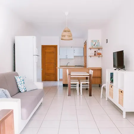 Giomari A Pochi Passi Dal Mare *